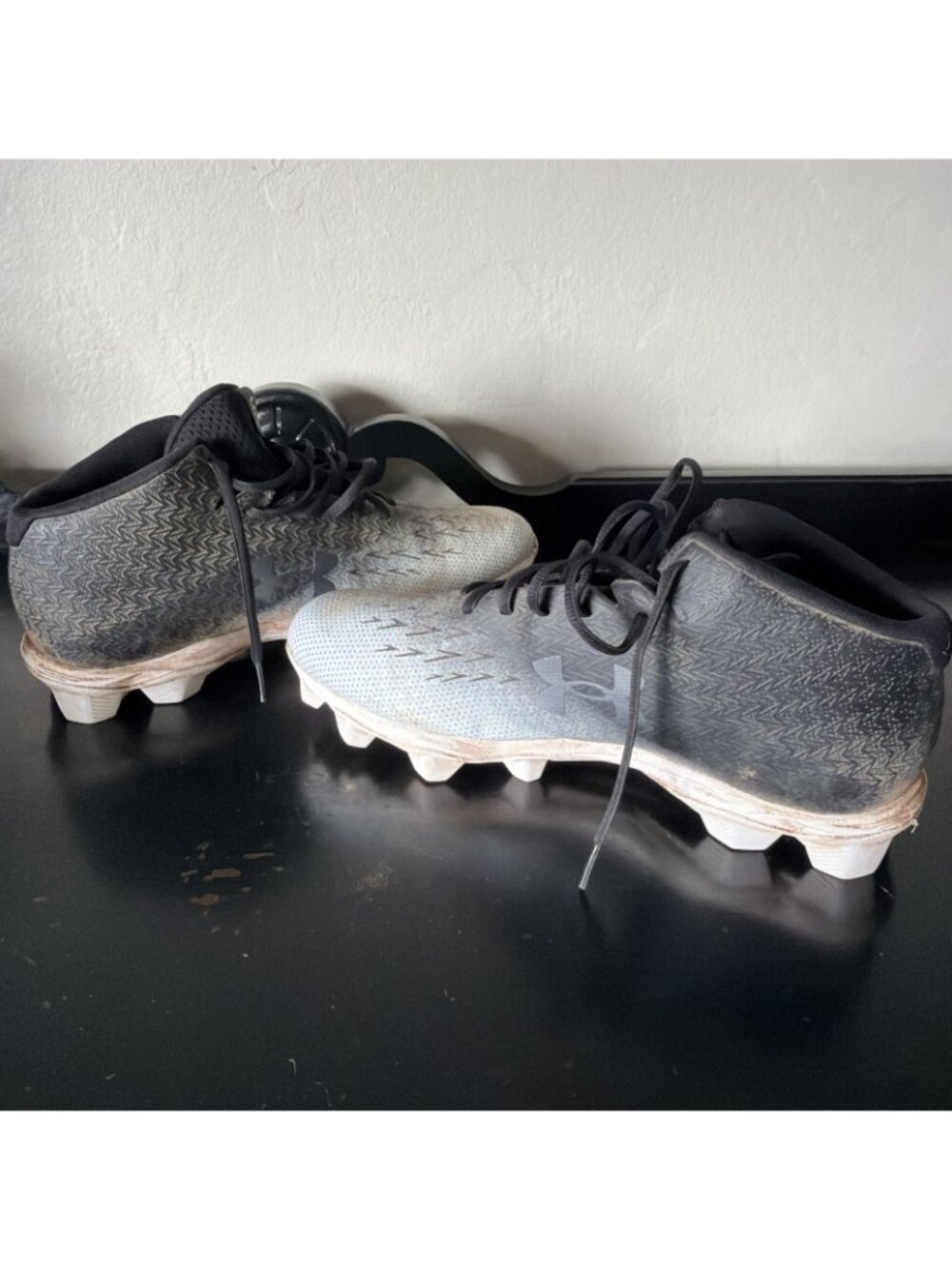 Under Armour Spotlight Franchise 4 RM Mens Size 11 Black White Football Cleats - Picture 10 of 10